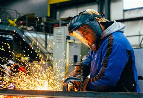 american custom metal fabrication jobs